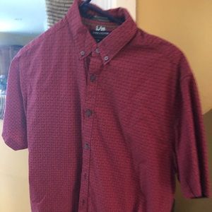 Short sleeve button up